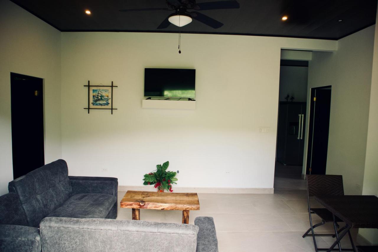 Jungle Home With King Beds -5 Minutes From The Beach Uvita Eksteriør billede